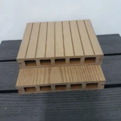 Sàn gỗ ngoài trời EuroStark D140H25 San-go-ngoai-troi-eurostark-d140h25-mau-wood.webp